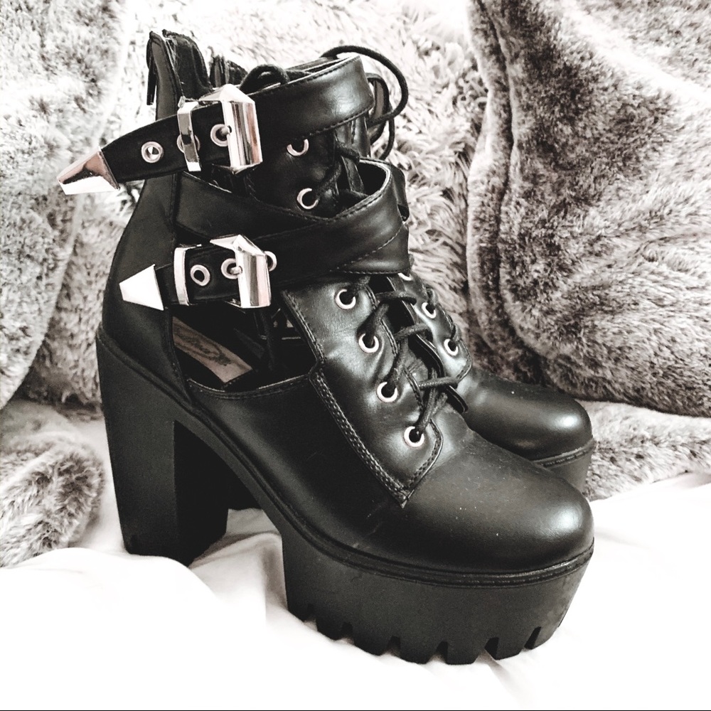 Black chunky platform bootie
